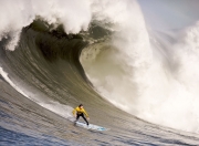 开云体育中国-伊布硬仗之王，法国稳稳拿下马赛—解析关键战役中的领袖与团队力量
