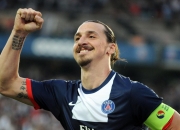 开云世界杯2026-赛道上的双重奏，红牛二队轻取索伯，维斯塔潘扛起全队