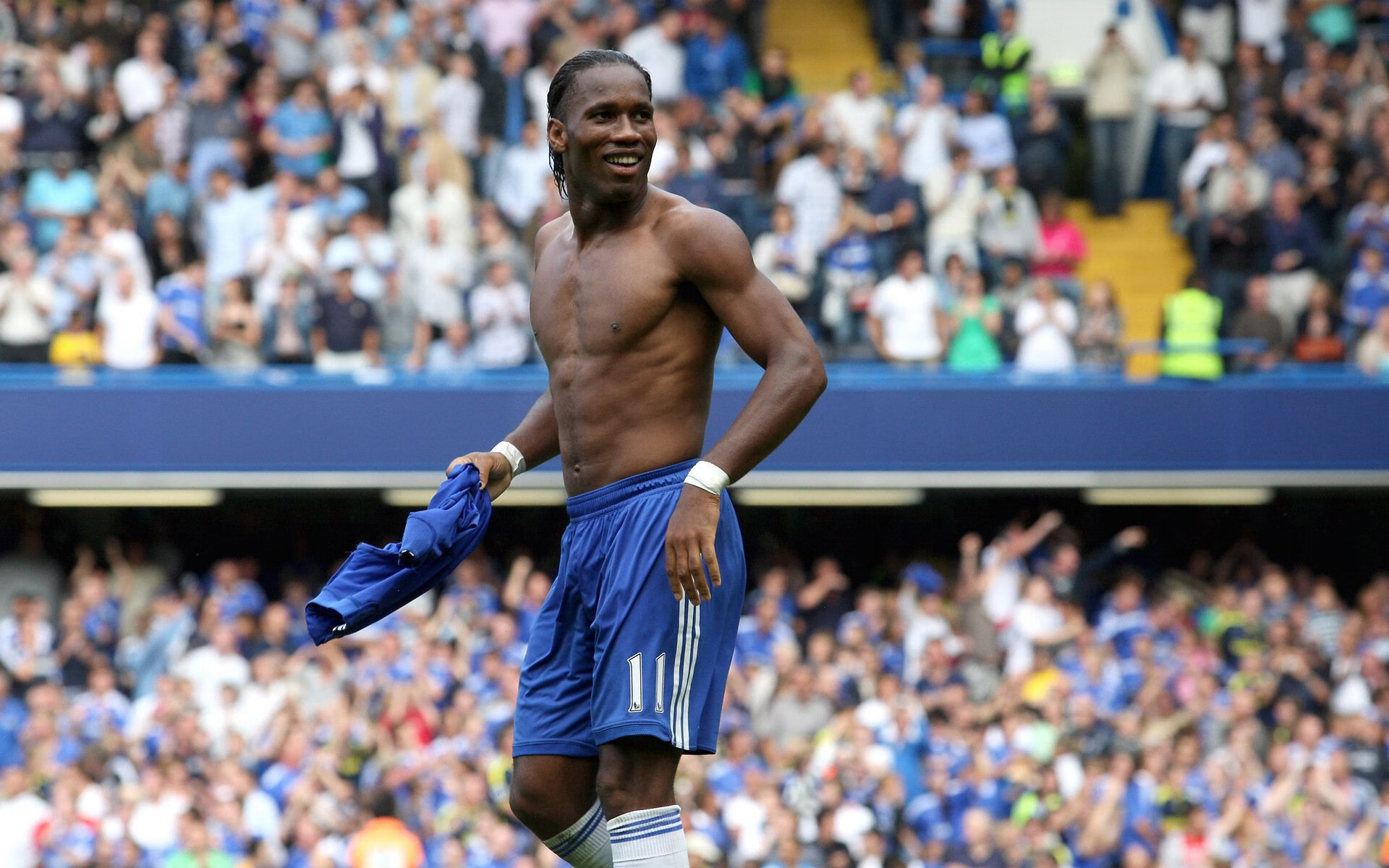 雷霆鏖战深圳队,王哲林点燃赛场